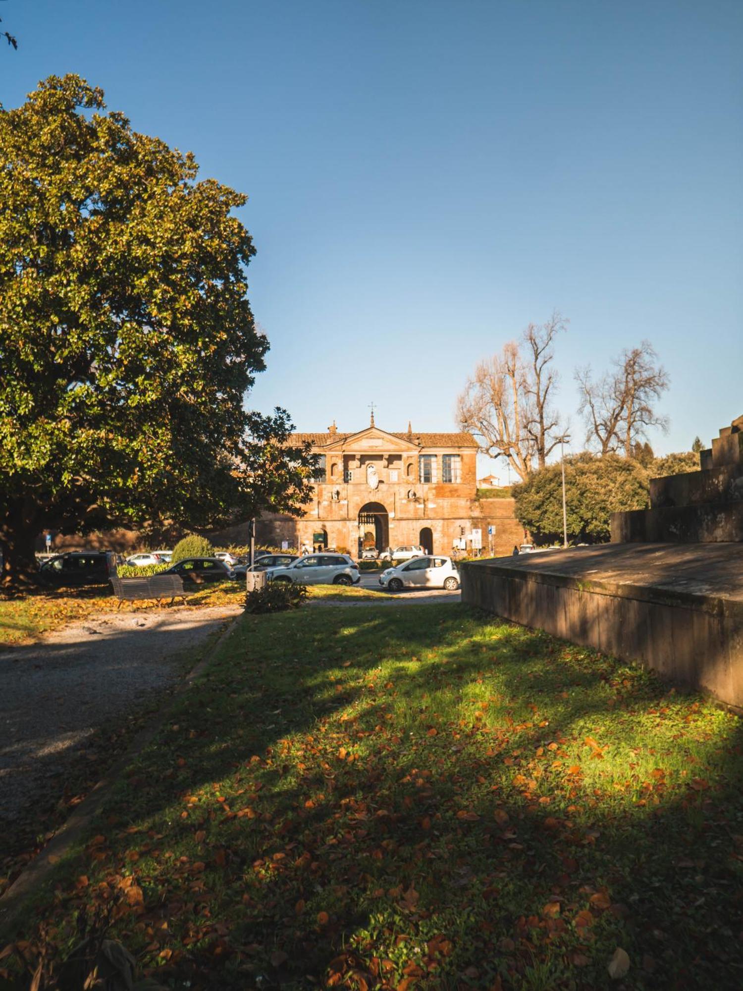 Belvedere Luxury Apartment, View On The Lucca Walls Zewnętrze zdjęcie